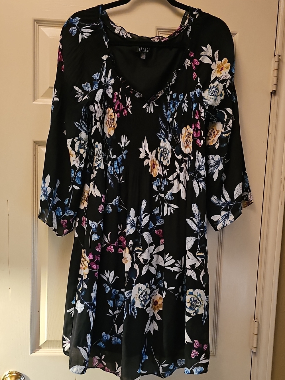Spense Floral V-Neck Black  Dress